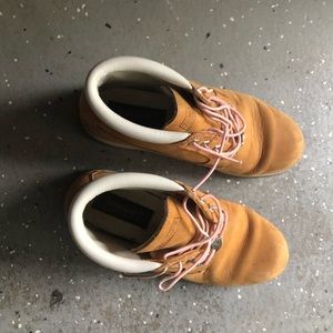 Brown Timberland Boots With Light Pink Detail